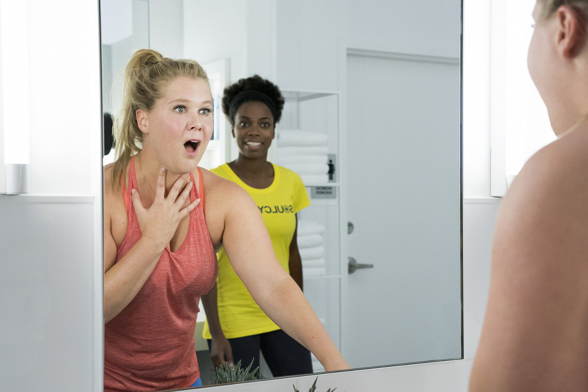 ‘I Feel Pretty’ Review: Amy Schumer’s New Comedy Has Problems