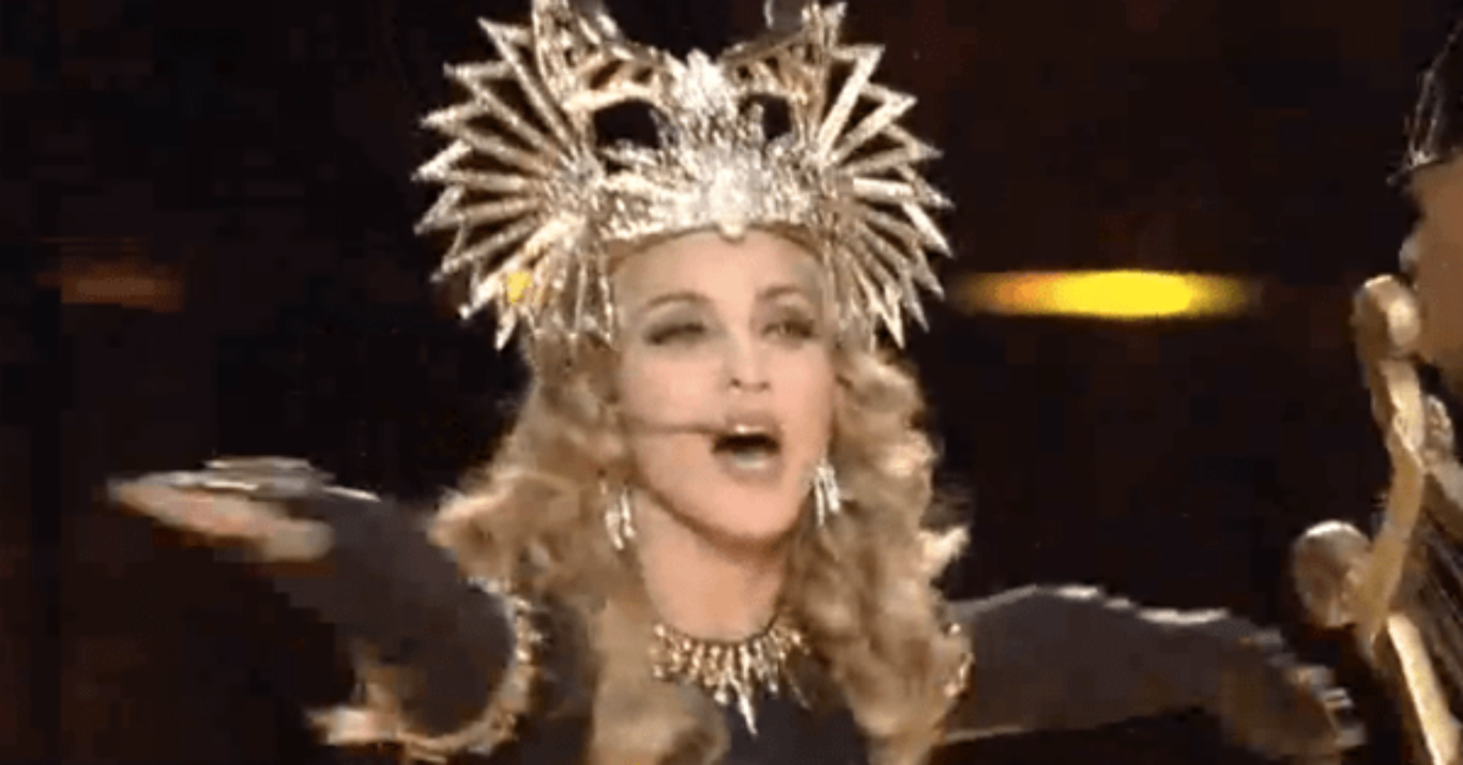 Madonna Strikes Out at VMA’s, Barely Mentions Aretha Franklin During Self-Absorbed Tribute